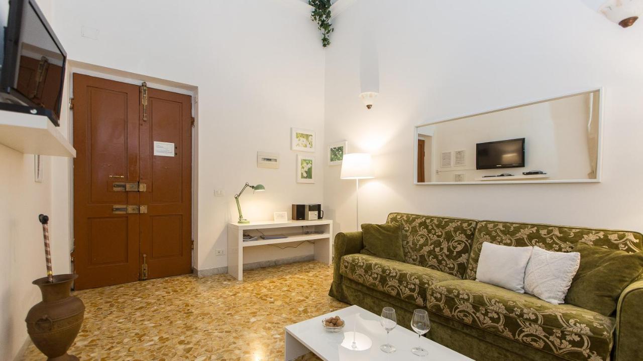 Appartamento Milazzo Roma
